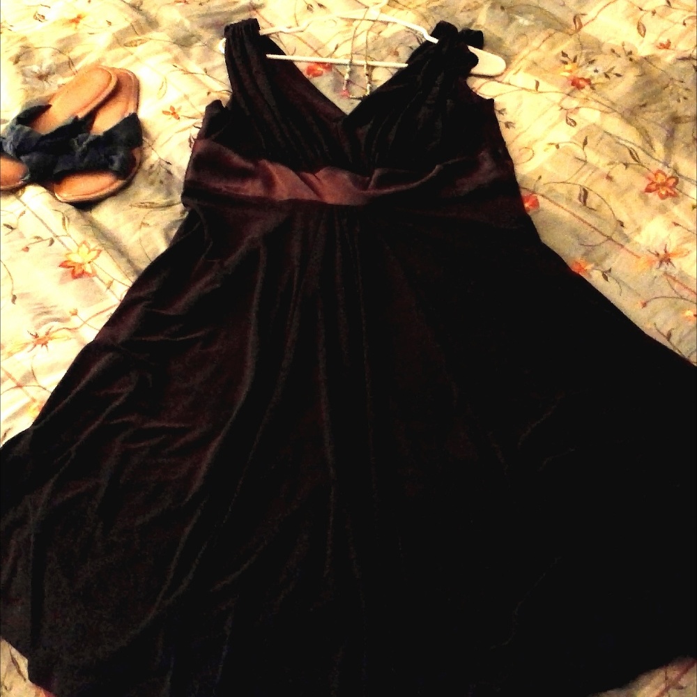 Brown Sleeveless Dress